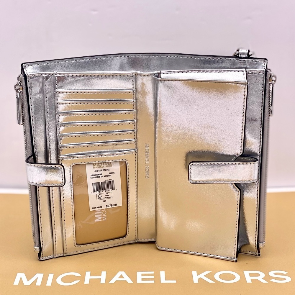 Michael Kors Jet Set Travel Large Embellished Signature Logo Wristlet Wallet - Picture 4 of 12